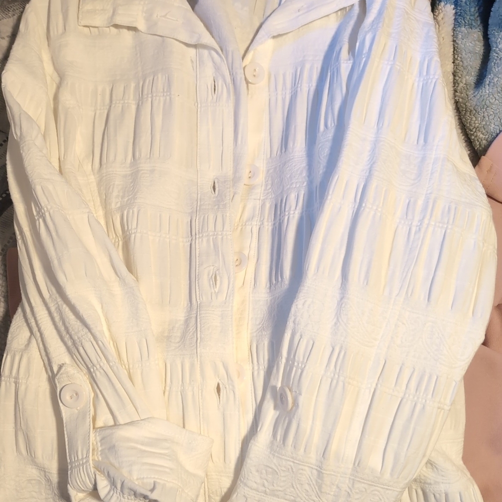 Christopher & Banks White Textured Blouse